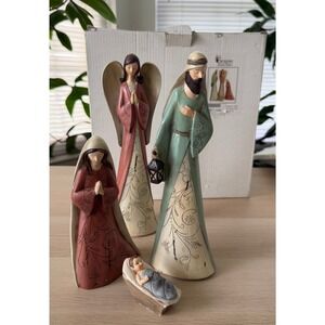 Dicksons Nativity and Angel 4 Piece Set CHNAT-533 Resin Figures Green Red Cream